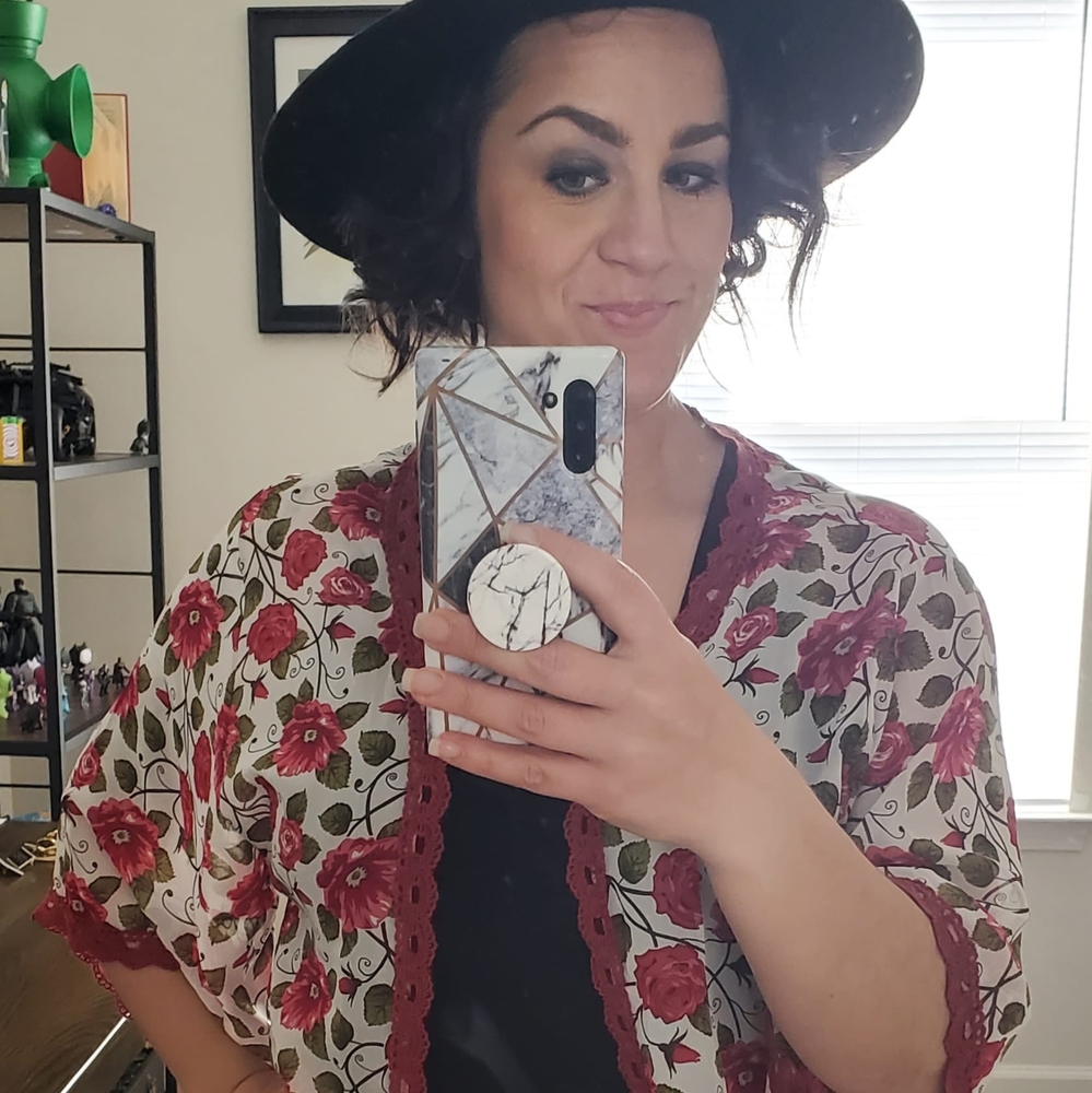 Meet your Posher, Monica